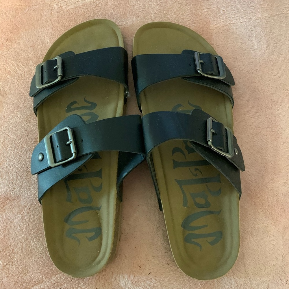 Women’s Sandals